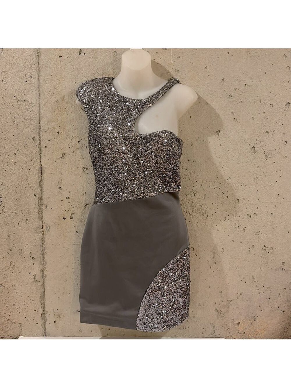 Arden B Exclusive Silver Sequin and Satin Mini Party Dress - Size M - Picture 1 of 10